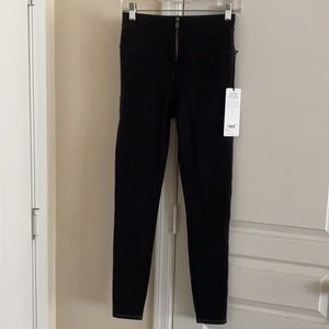 Alo Airbrush High Waist Elite leggings